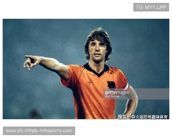 足球克鲁伊夫转身是否能在小空间内创造出射门或传球的黄金时机